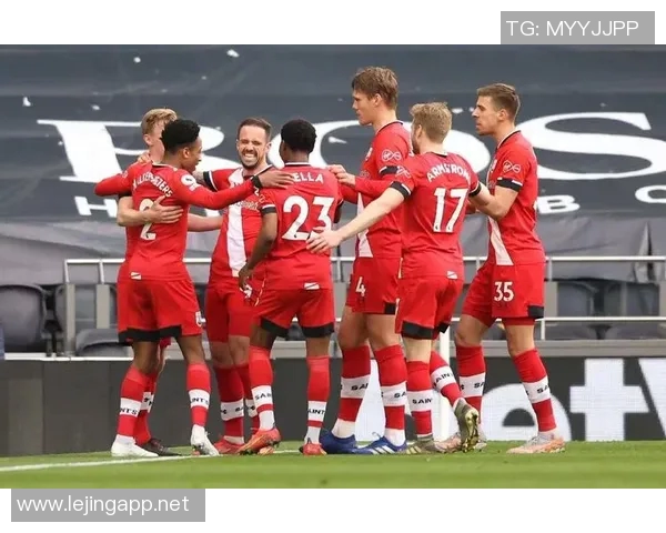 英超联赛积分榜更新成都羽毛球队以65分稳居榜首展现强劲实力