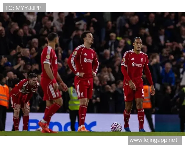 英超足球热议上海足球队意识争议引发的文化碰撞与思考 英超足球热议上海足球队意识争议引发的文化碰撞与思考