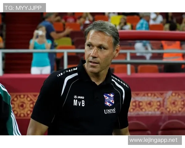 张静畅谈排球生涯与欧冠足球的精彩交汇与人生启示