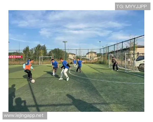 重庆足球队荣登足球节奏排行榜第四名展现强劲实力与潜力