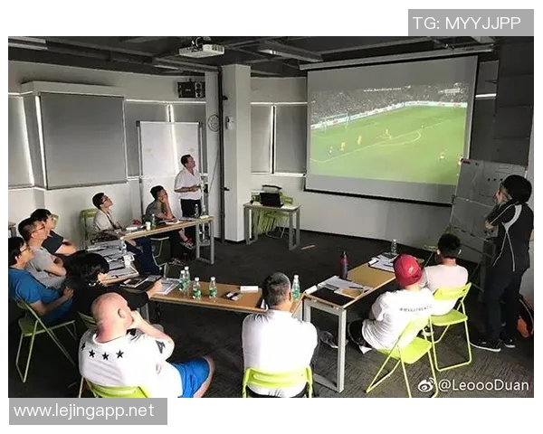 运动数据科学足球训练提升比赛经验的有效方法与策略探讨 运动数据科学足球训练提升比赛经验的有效方法与策略探讨